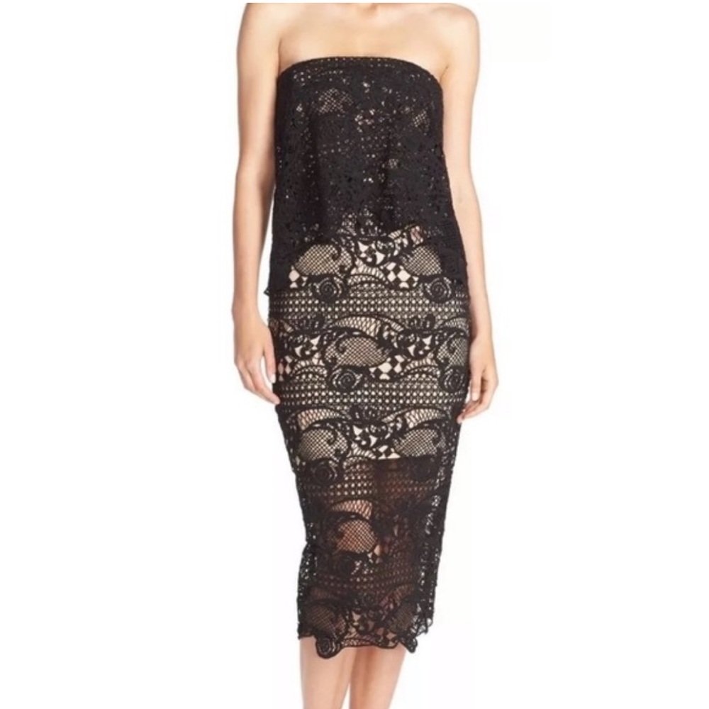 Elliatt Black Strapless Lace Heavenly Creatures Midi Dress by Revolve Size S